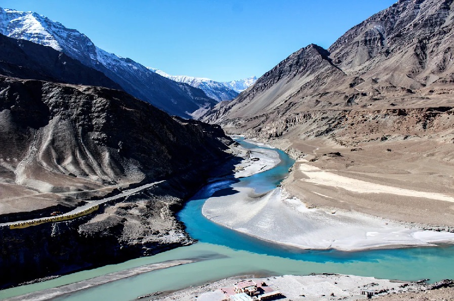 Ladakh Expands Administrative Structure with Creation of 5 New Districts: Zanskar, Drass, Sham, Nubra, and Changthang