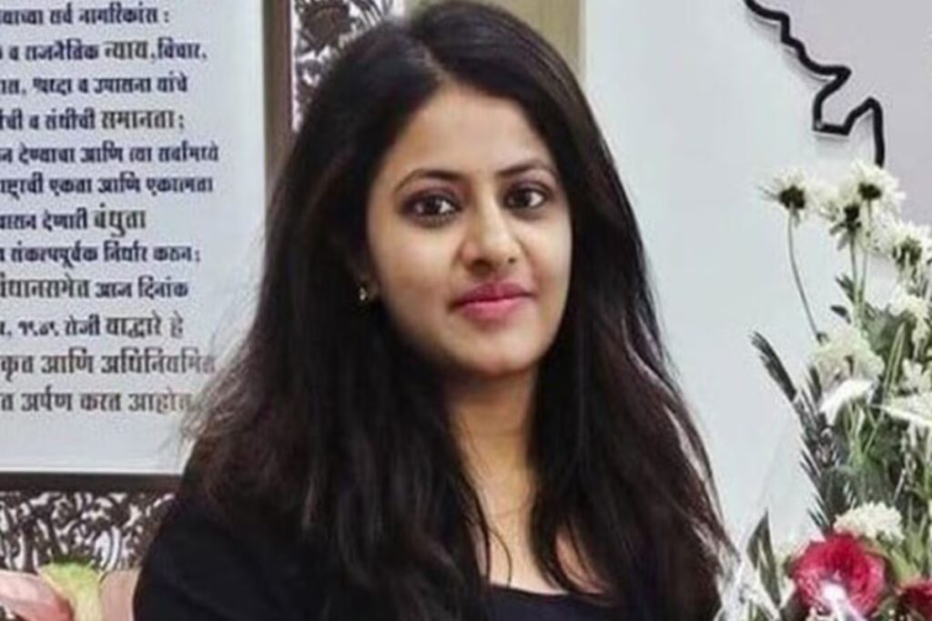 IAS Officer Puja Khedkar Flees to Dubai Amid Arrest Warrant Following UPSC, Police Complaint: Report