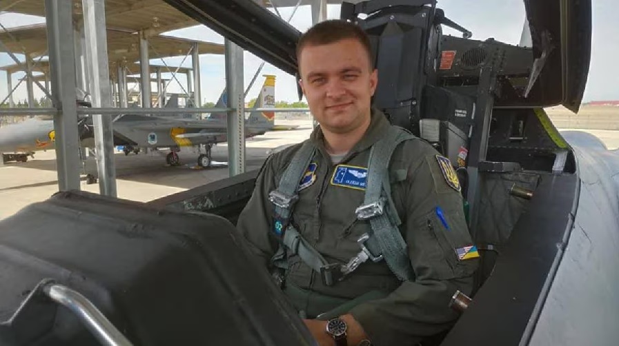 Ukraine’s Premier Pilot Dies in Crash of US-Made F-16 During Russia Skirmish