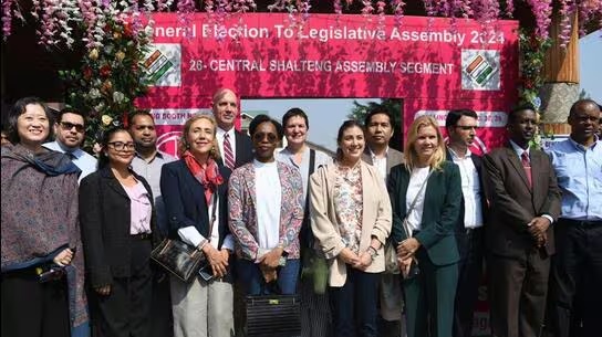 Foreign Diplomats from 15 Nations Visit Kashmir to Monitor Polls in a Historic Move