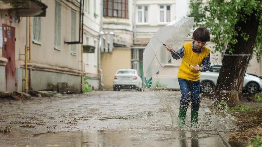 5 Essential Monsoon Health Tips for Families to Stay Safe and Healthy