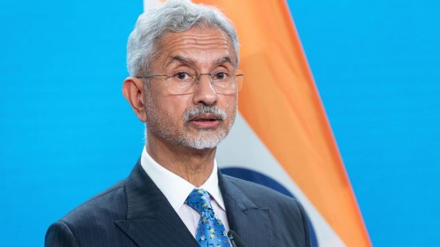 Jaishankar Emphasizes Need for Negotiations in Ukraine Conflict, India Open to Advising