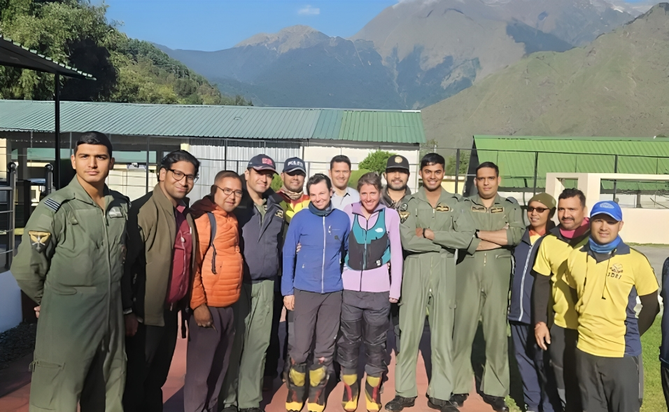 two foreign women mountaineers